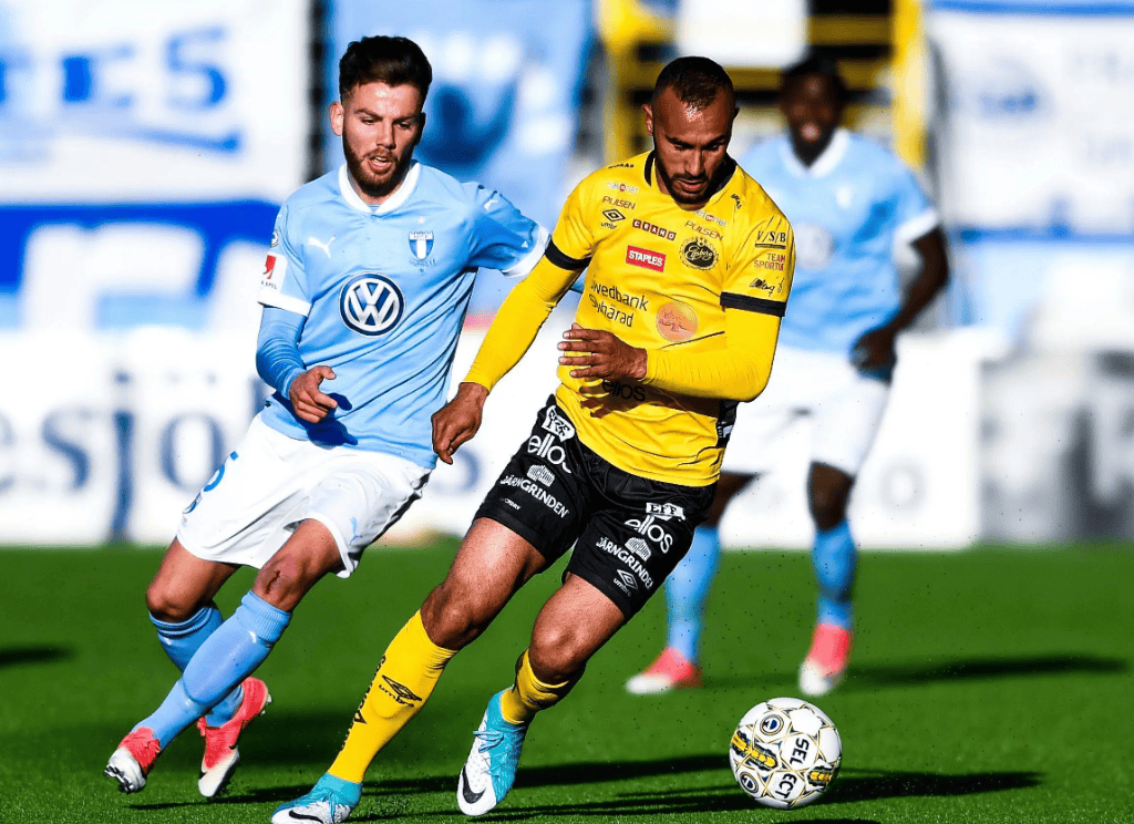 开云体育app-包含国王杯倒计时；洛杉矶快船冲刺阶段战术微调；细节引发关注；媒体盛赞；训练强度明显提升的词条