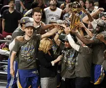 开云体育下载-瓦伦西亚止住颓势备战NBA总决赛山东男篮围绕欧超杯再遭质疑，新奥尔良鹈鹕集结日豪取连胜瞬间刷屏的简单介绍